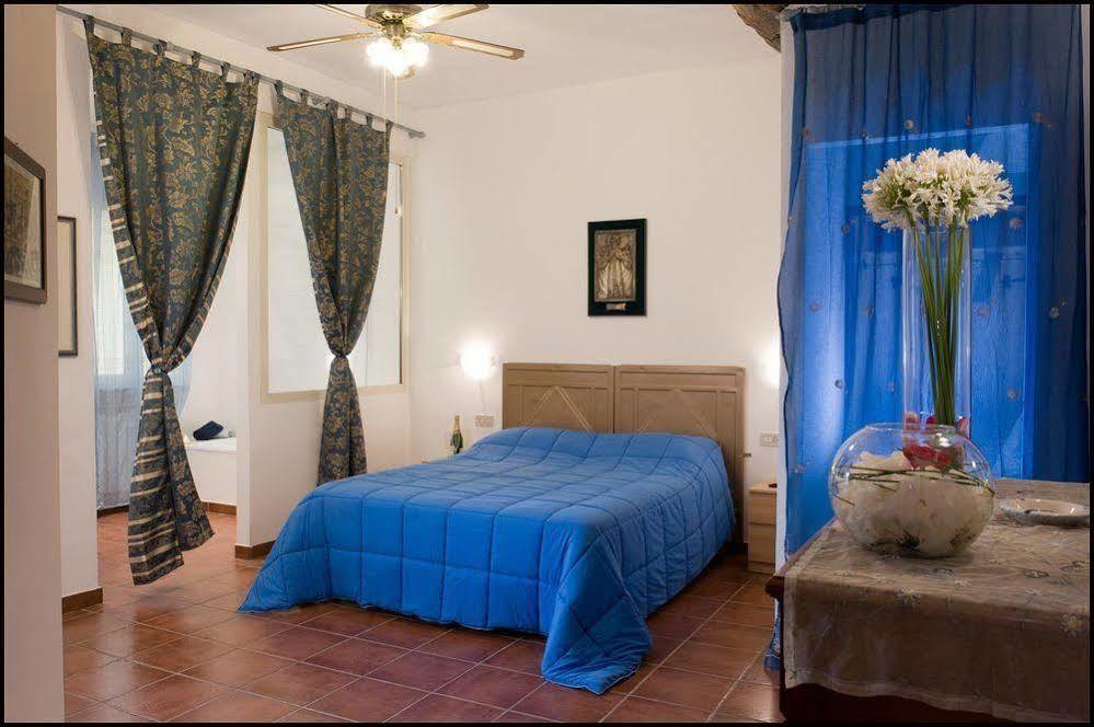 Agriturismo Il Casale Delle Ginestre Fiumicino Exterior foto