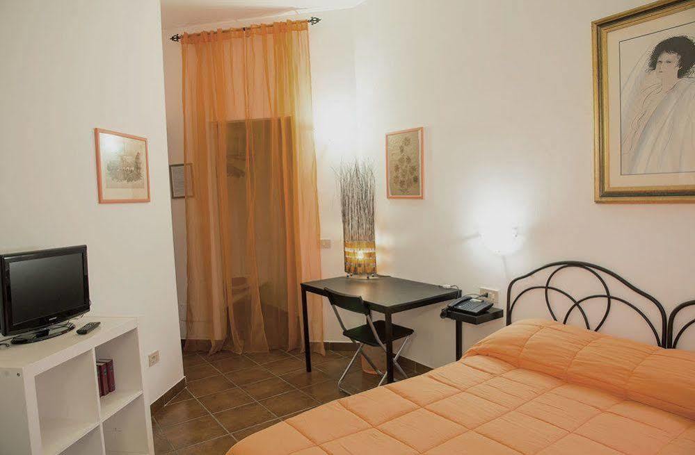 Agriturismo Il Casale Delle Ginestre Fiumicino Exterior foto